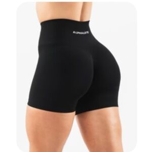 Alphalete Amplify Short 4.5”